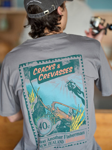 Cracks & Crevasses Sea Tee - Charcoal