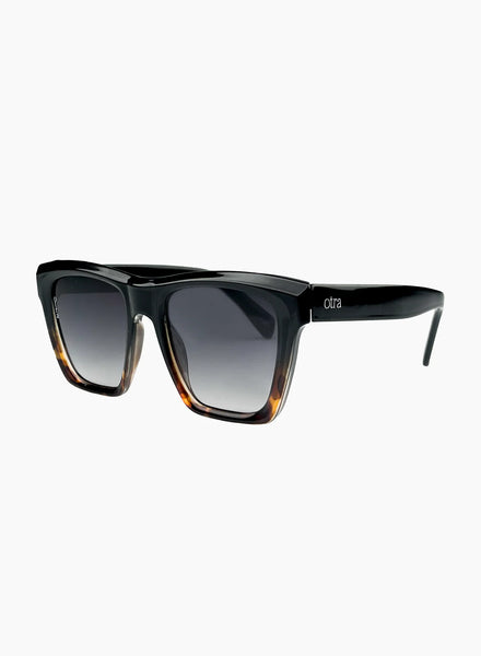 Aspen Sunglasses - Black Tort/Smoke