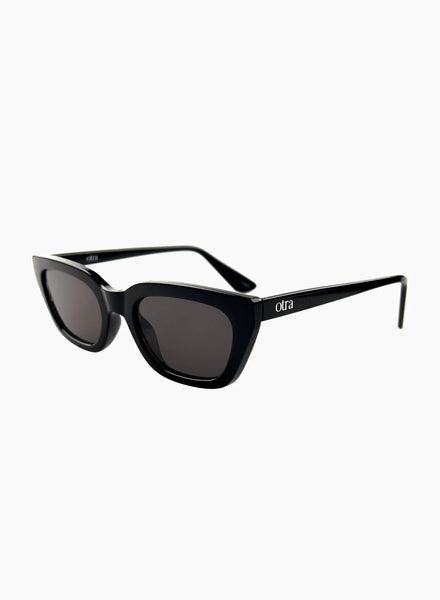 Nove Sunglasses - Black/Smoke