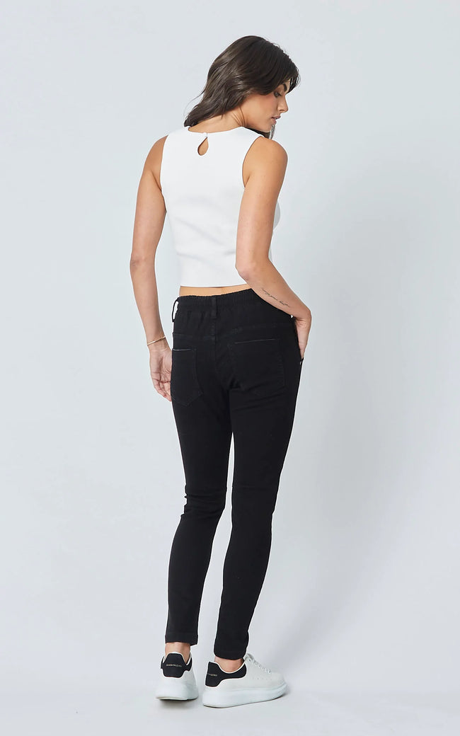 Active Ankle Length Jeans - Black
