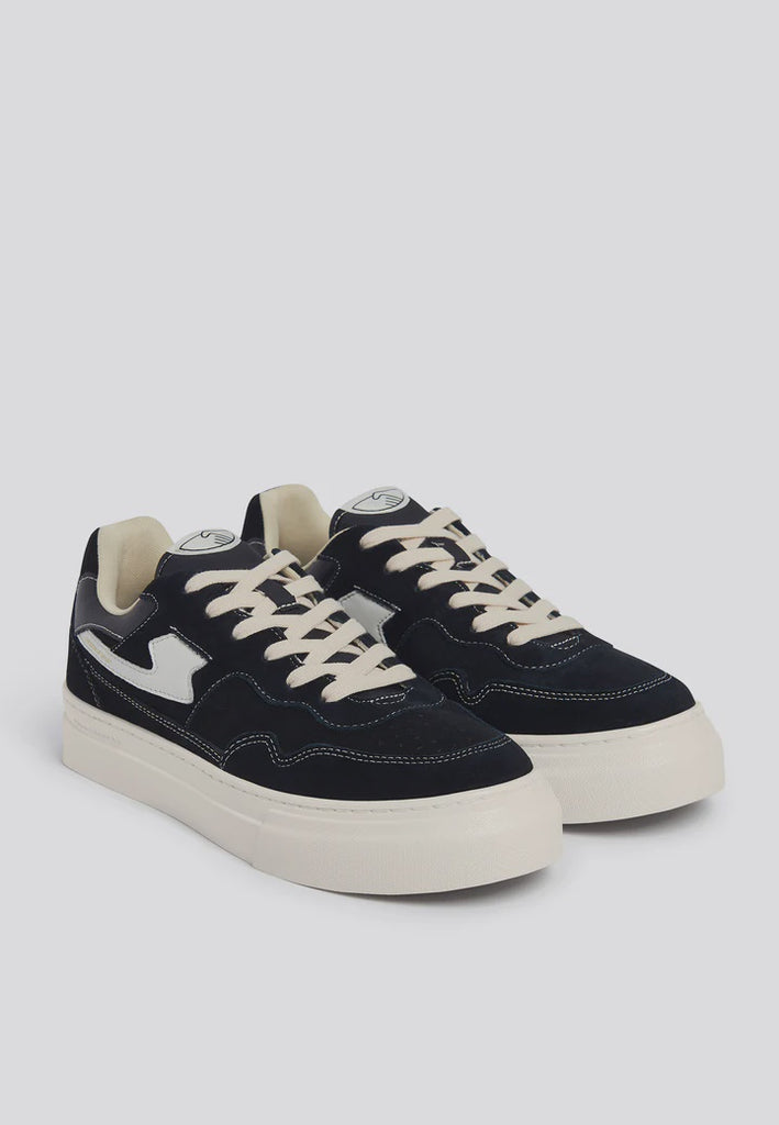 Pearl S Strike - Suede Black/White