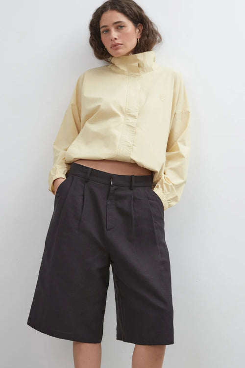 Voyant
Commonplace
Longline Short