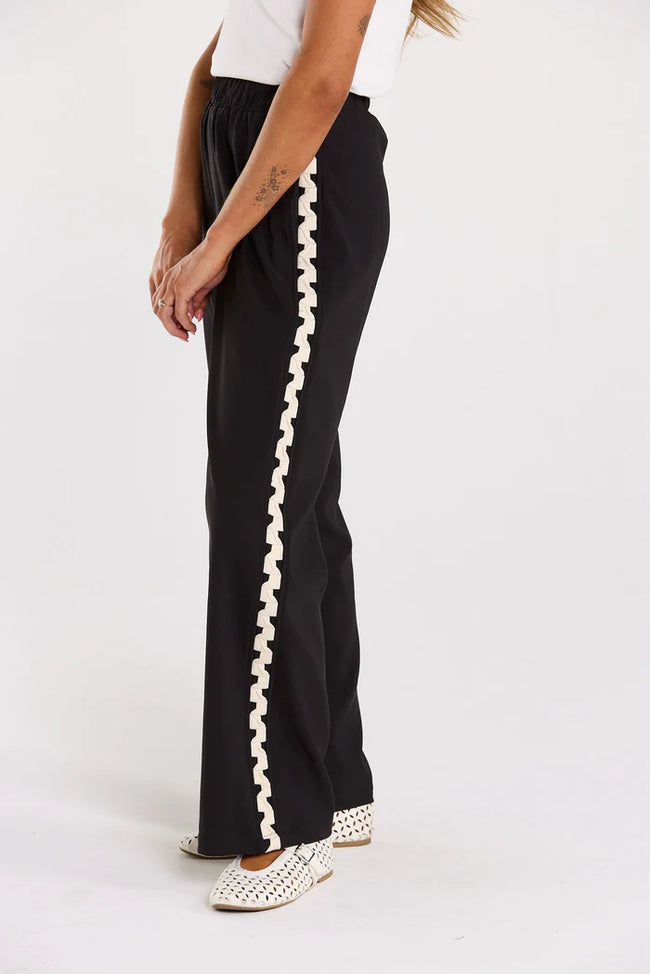 Nina Pant - Black