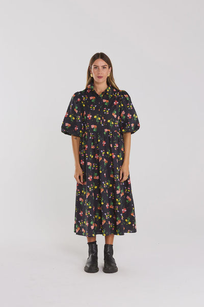 Voyant
Fashion
Dresses