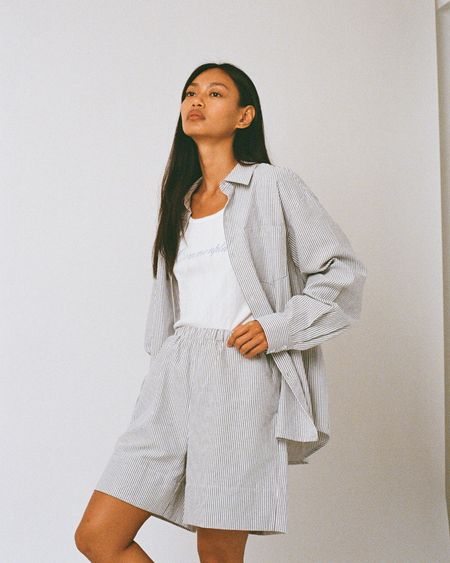 Beach Cottage Shirt - Black/White