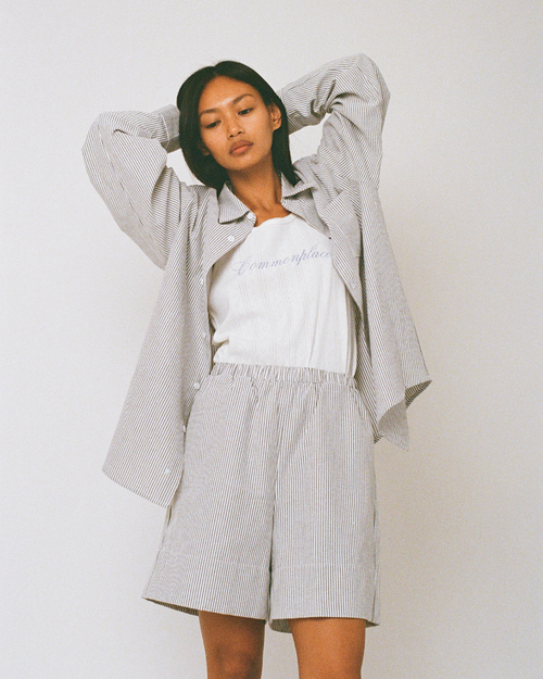 Beach Cottage Shirt - Black/White