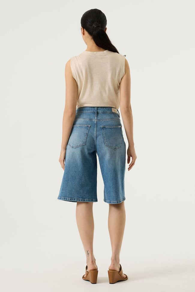 Celia Long Bermuda Shorts -  Medium Used