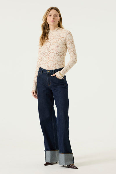 Voyant
Garcia
Lace Tops